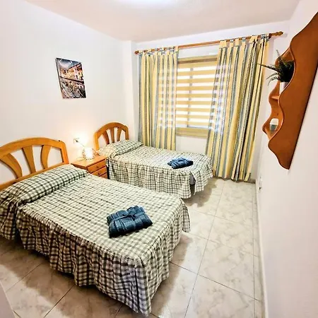 Plaza Galicia Apartment